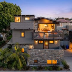 Ocean View Craftsman Home - Great Location + Walk to Beach