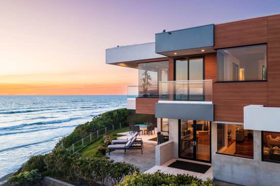 Moonlight Masterpiece | Oceanfront Luxury Home - Image 4
