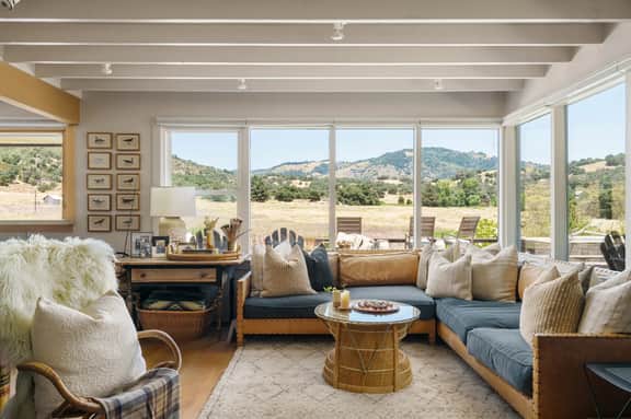 Bailey Creek Ranch - Stunning Grounds, Hot Tub, and Views! - Image 3